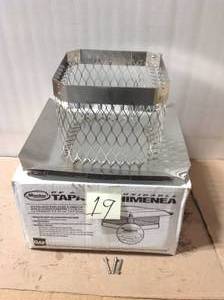 lot 19 image: Master Flow CC99SS 9 in. x 9 in. Stainless Steel Fixed  Chimney Cap in good condition 