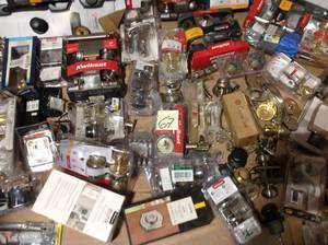 lot 67 image: BIG MIX LOT OF KIWKSET & Baldwin Prestige Satin Nickel Single Cylinder Arched Deadbolt & MISC