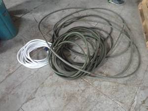 2 hoses