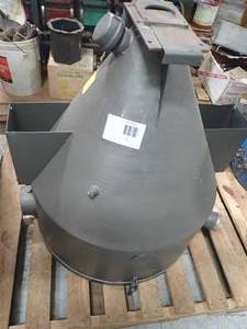Hopper for use on multiple things. in good condition