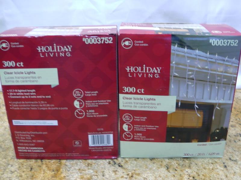 Holiday Living 300-Count Constant White Mini Incandescent Plug-In Christmas Icicle Lights SKU 0003752 Retails $12.98 (Qty2)-New