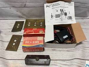 lot 34 image: Lot of Vintage Items