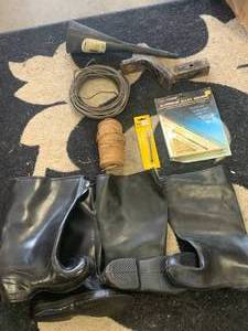 lot 35 image: Tingley Boots, Tools, Cable