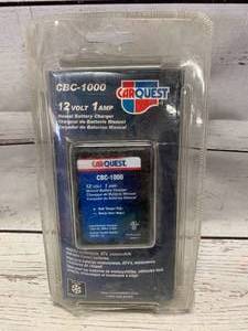 lot 78 image: Carquest Battery Float Trickle Charger