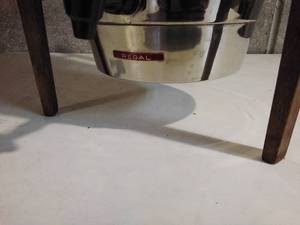 lot 12 image: Vintage Atomic-Style Coffee Maker