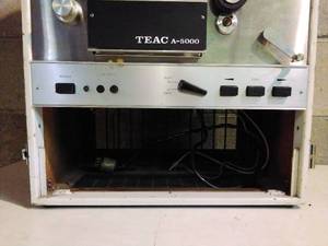 lot 25 image: Teac A-5000 Reel to Reel Tape Deck