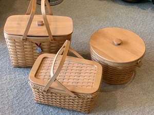 lot 40 image: Longaberger Baskets