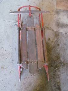 lot 31 image: vintage sled