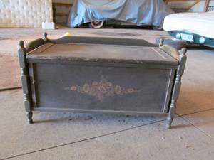 lot 37 image: storage bench