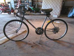 lot 60 image: vintage bicycle