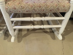 lot 101 image: Beautiful Refinished Pair of Rocking Chairs