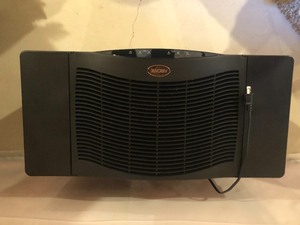 lot 100 image: Aircare Dehumifier