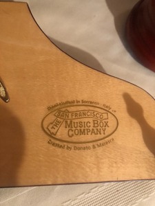 lot 147 image: Music Boxes and more