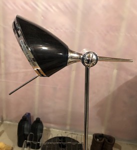 lot 271 image: Desk Lamp