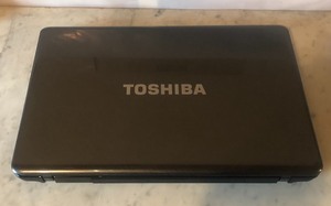 lot 162 image: Toshiba Laptop