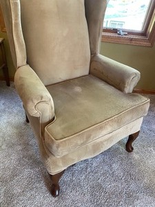 lot 7 image: Upholstered High Back Arm Chair