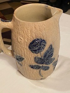 lot 28 image: Antique Pottery Pitcher (as-is)