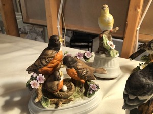 lot 197 image: Lot of 9 Decorative Bird Figurines