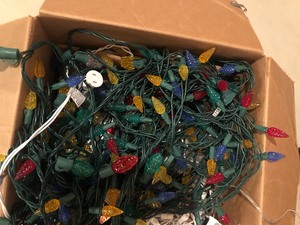 lot 208 image: Christmas Light Lot