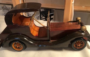 lot 206 image: Wood  Car