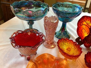 lot 44 image: Vintage Colored Glassware Including Carnival Glasses