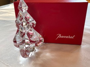 lot 249 image: Baccarat Tree