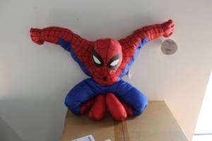 lot 43 image: Spider-man Pillow Time Pal