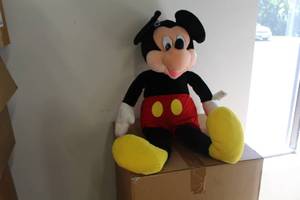 lot 32 image: Disneys Mickey & Pals Mickey Mouse Plush Toy 30