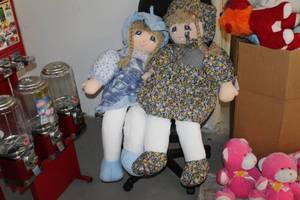 lot 98 image: Lot of (2) Huggable Lovable Rag Dolls