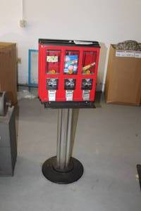 lot 3 image: Northwestern Bulk Candy Dispenser Stand 3-Head $.25
