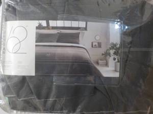 Project 62 King Size Comforter...