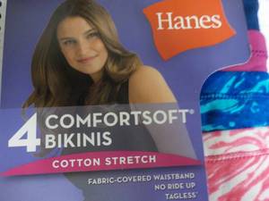4 pair Hanes Bikinis Undies...