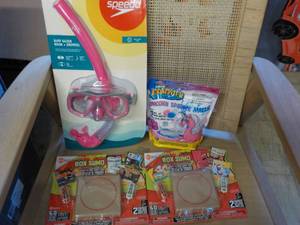 Speedo Mask and Snorkel, Box Sumo a...