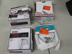 lot 49 image: 4 Assorte Towel Rings...