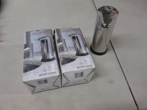 lot 82 image: 3 Hygienic Touchless Dispensing...