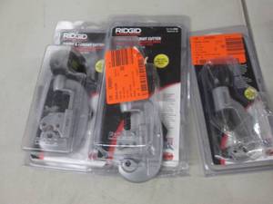 lot 83 image: 3 Ridgid Tubing & Conduit Cutters...