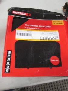 lot 114 image: Universal 70 inch Premium Grill Cov...