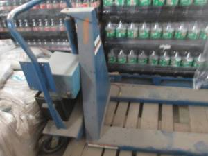 lot 172 image: Pallet Jack- for parts only...