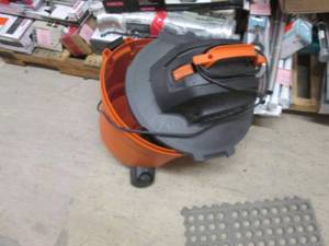 lot 231 image: Shop Vac incomplete, no hoses...
