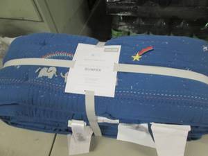 lot 245 image: Pottery Barn Preston Muslin Bumper ...