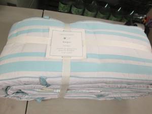 lot 248 image: Pottery Barn Harper Bumper...