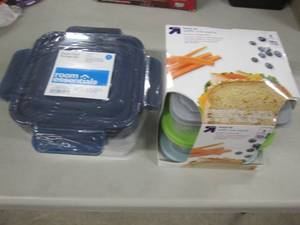 lot 254 image: Lunch Kit & Food Storage Kit...