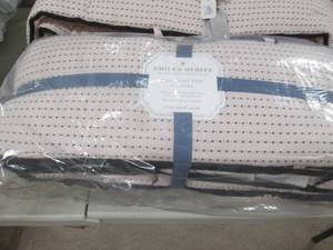 lot 282 image: Pottery Barn Emily & Meritt Mini Do...