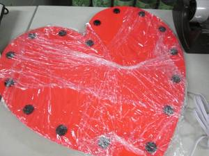 lot 311 image: Lit Up Red Heart - no bulbs...