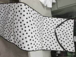 lot 312 image: Polka Dot Beach Lounger...