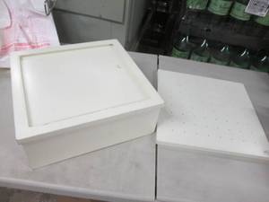 lot 314 image: Peg Board, Dcor...