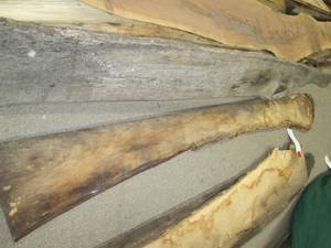 lot 20 image: Wood Pieces 104 X 10...