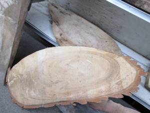 lot 43 image: (2) Wood Slabs 34X13X2.5, 36X21...