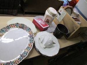 lot 123 image: Large Lot of Home Dcor, Serving D...