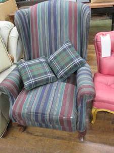 lot 165 image: Vintage Side Chair With Throw Pillo...